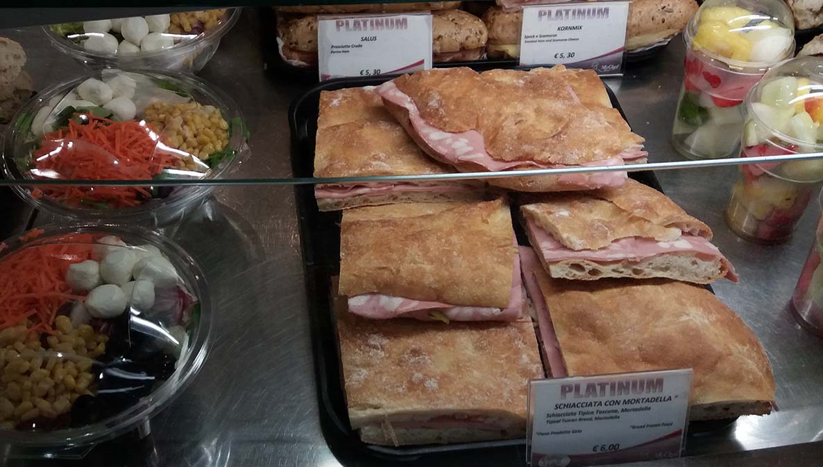 Сколько стоит покушать в Аэропорту Пизы