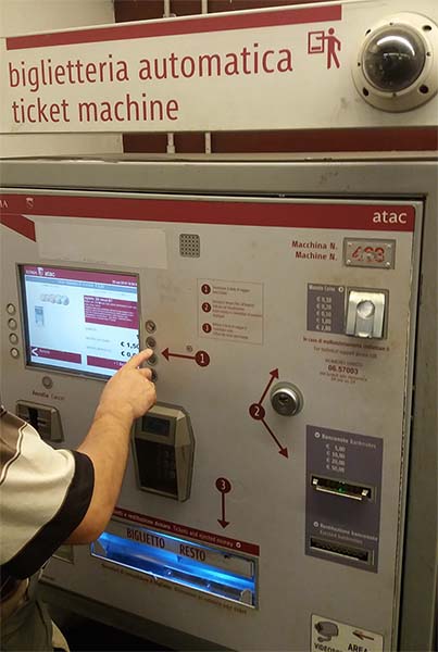 Автомат по продаже билетов в Риме